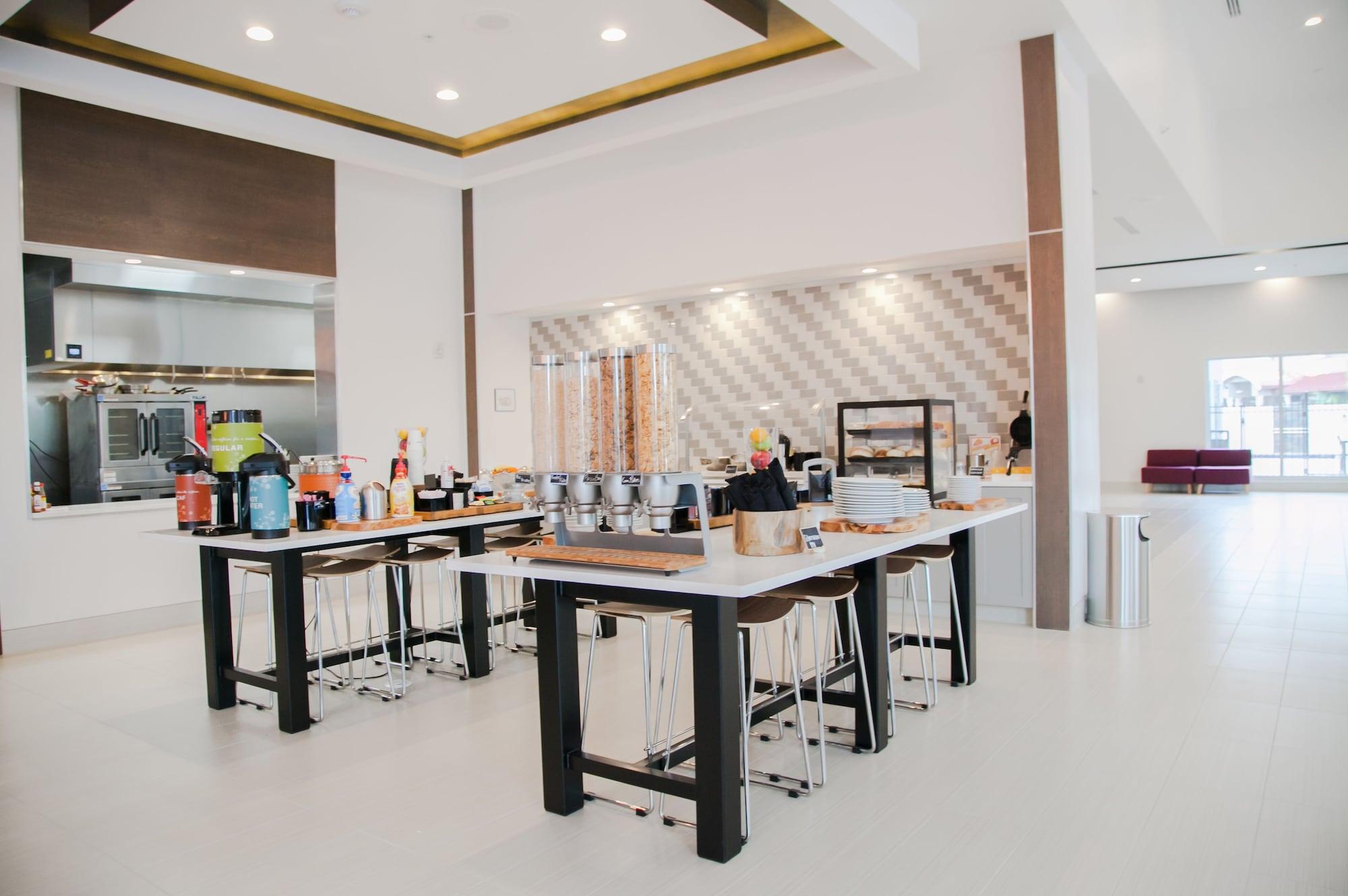 Hilton Garden Inn Tampa Suncoast Parkway Lutz Bagian luar foto