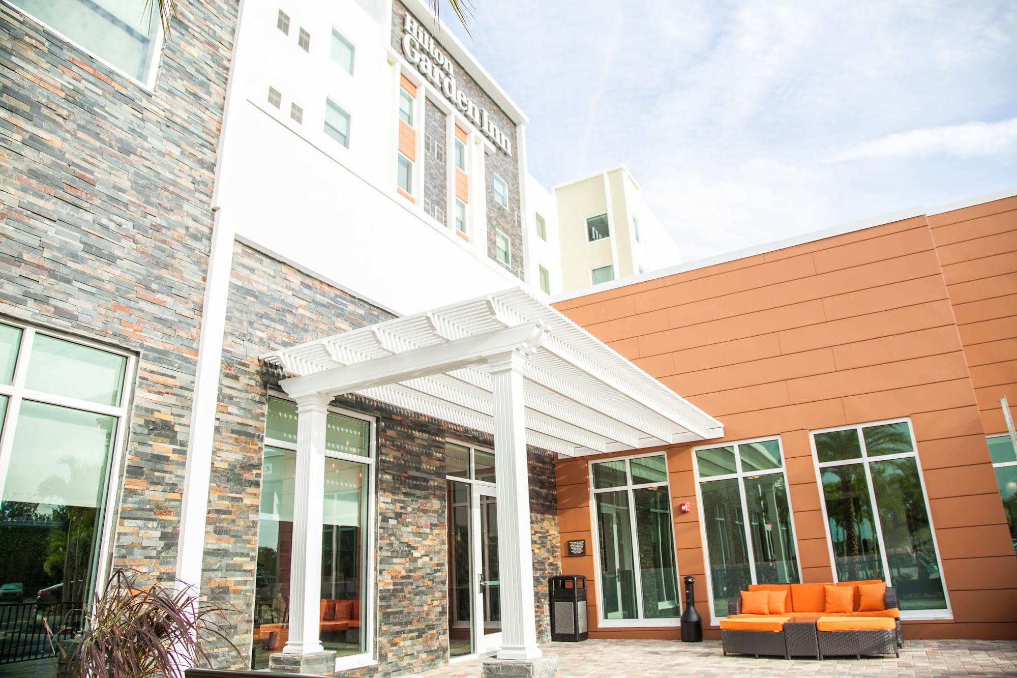 Hilton Garden Inn Tampa Suncoast Parkway Lutz Bagian luar foto