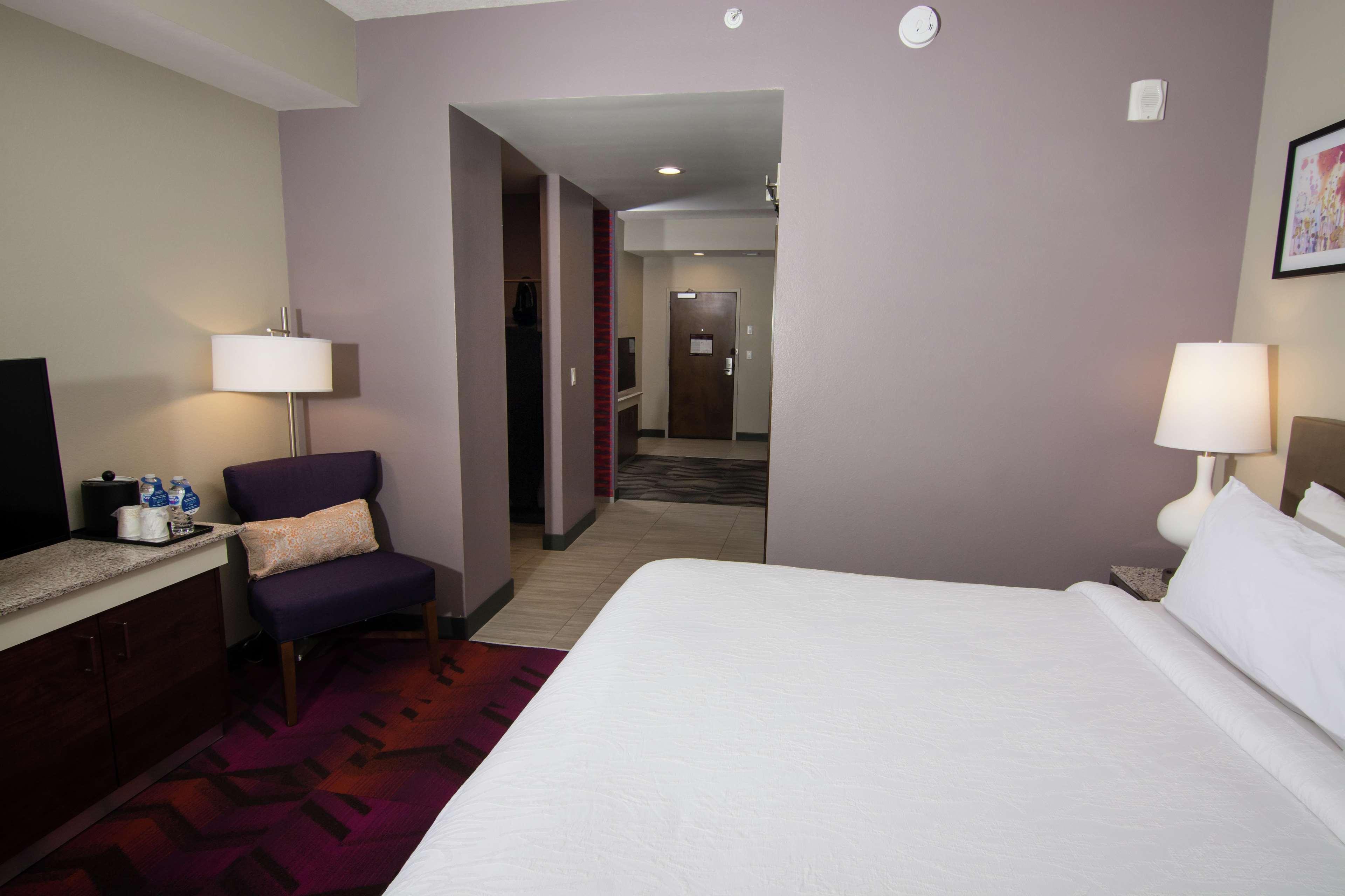 Hilton Garden Inn Tampa Suncoast Parkway Lutz Bagian luar foto