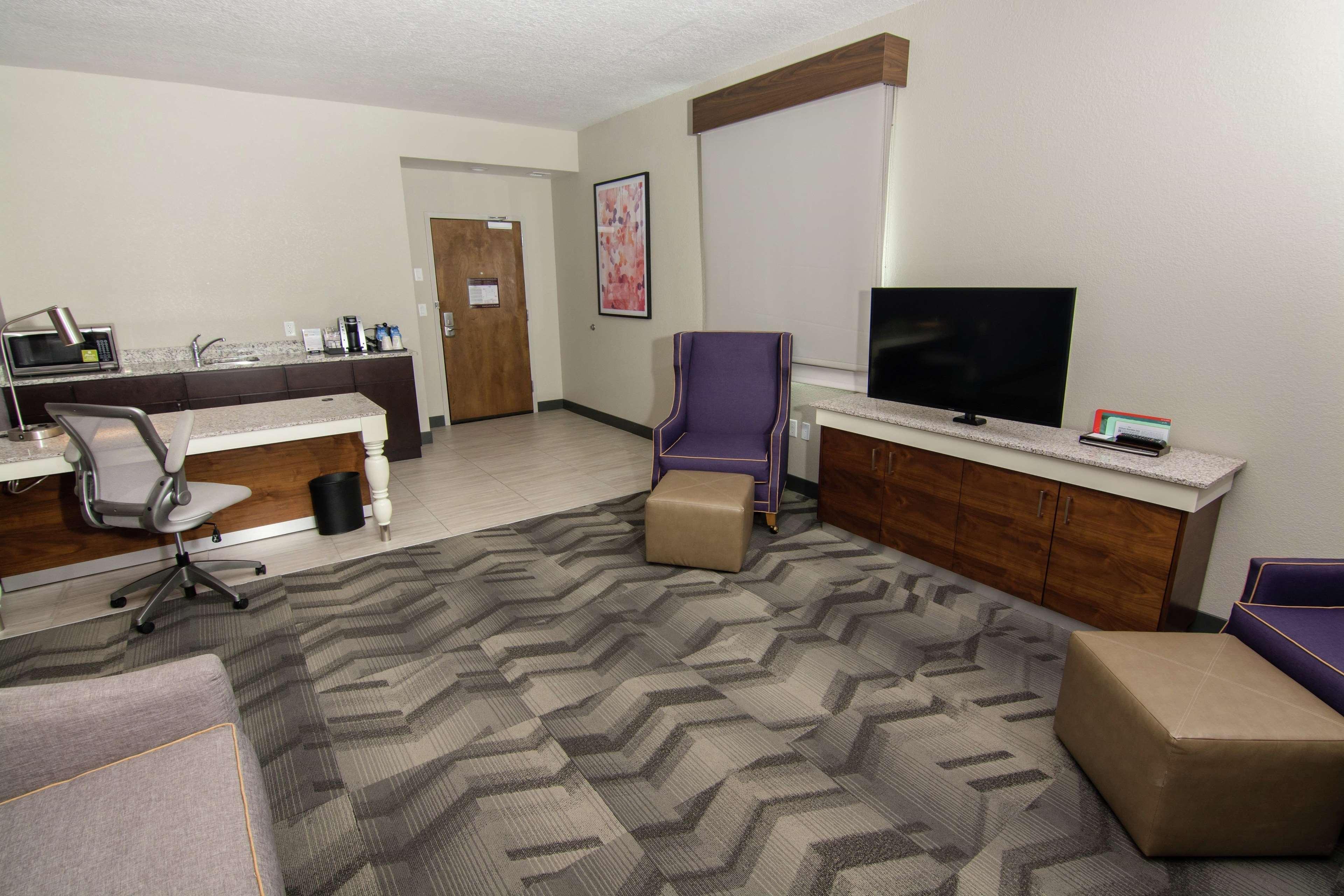 Hilton Garden Inn Tampa Suncoast Parkway Lutz Bagian luar foto